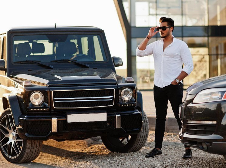 Coches exclusivos para sesiones y producciones audiovisuales en España Alquiler de Jaguar deportivo en España